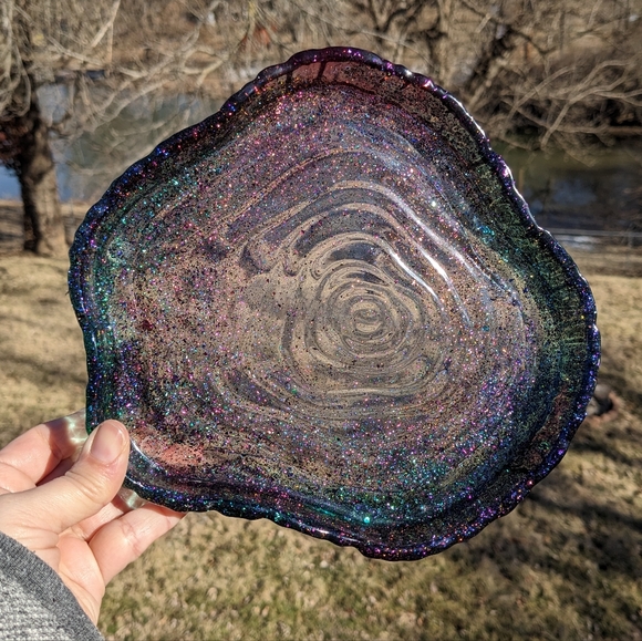 Sparkly Geode Tray Large Handmade Resin Holographic Crystals Holder - Picture 3 of 17